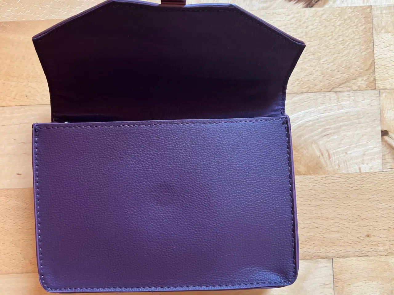 Billede 5 - Hugo Boss Perfumes clutch