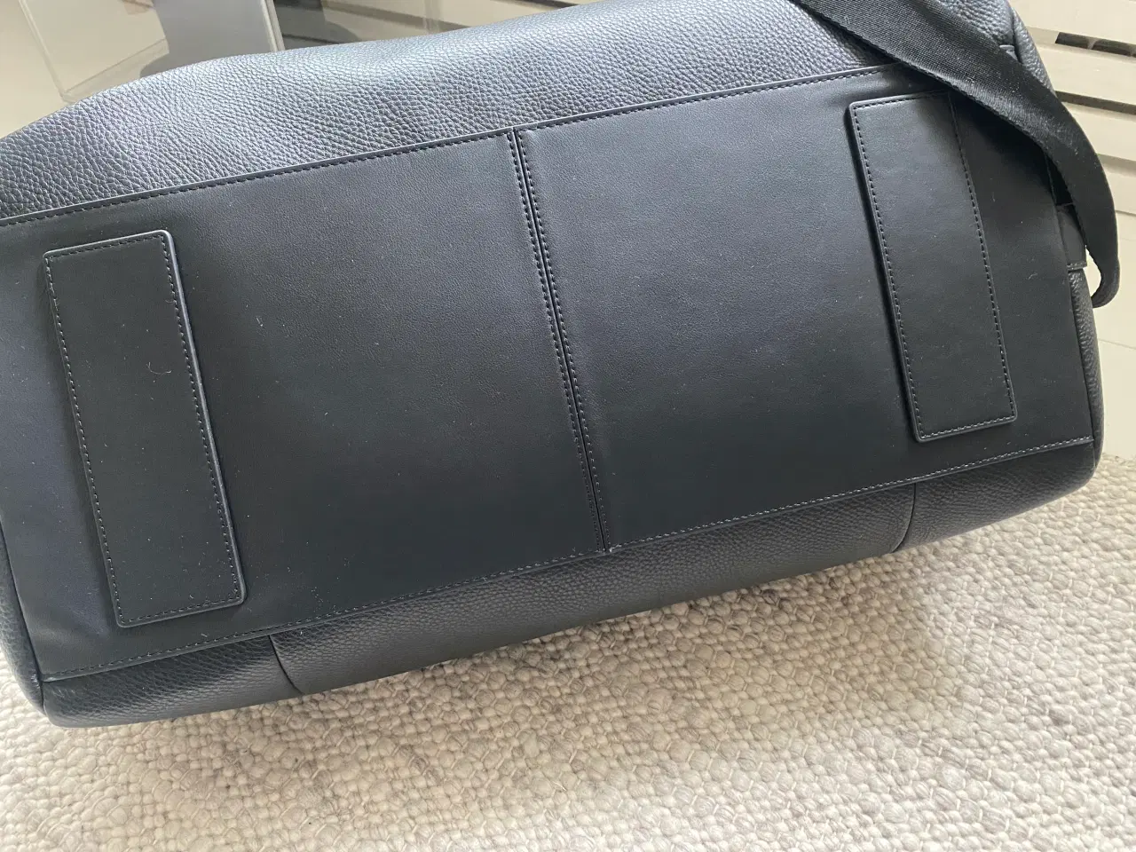 Billede 3 - Tommy Hilfiger taske sort 