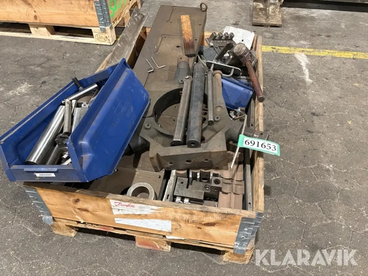 Billede 8 - Diverse drejestål og andet.