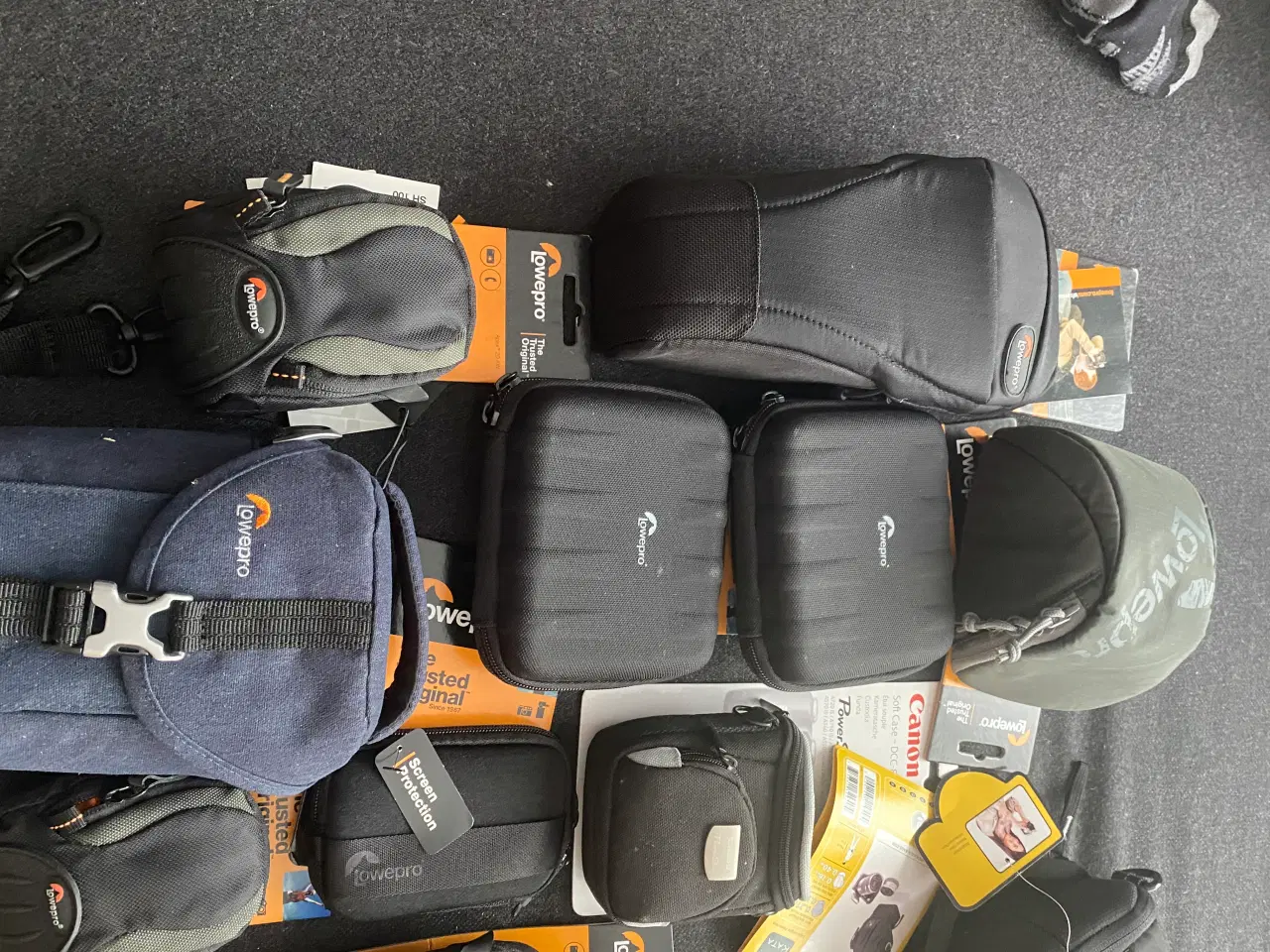 Billede 3 - Mange kamera tasker sælges