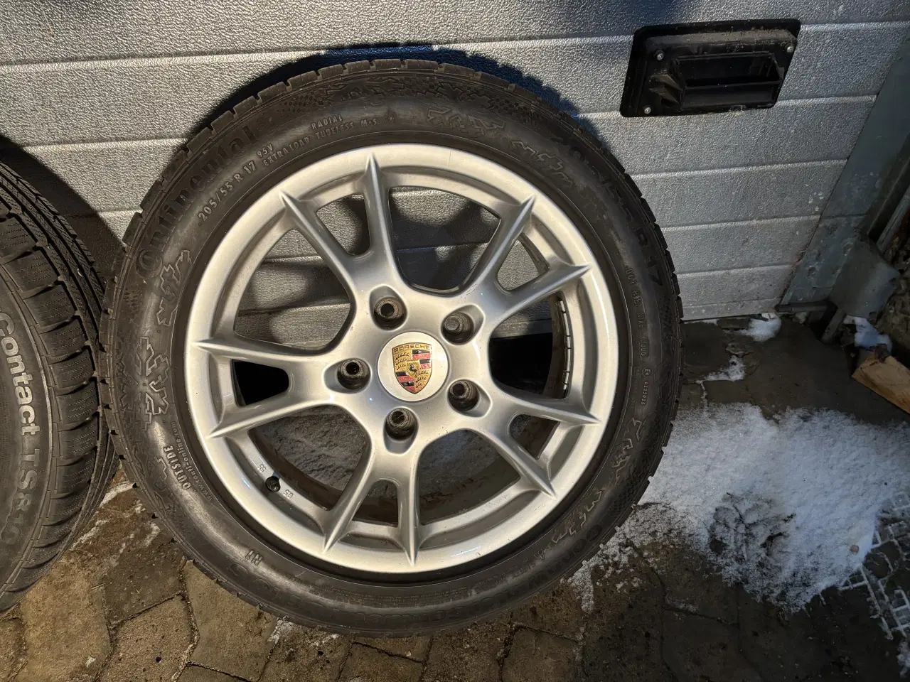 Billede 4 - Porsche 17” alufælge på vinterdæk