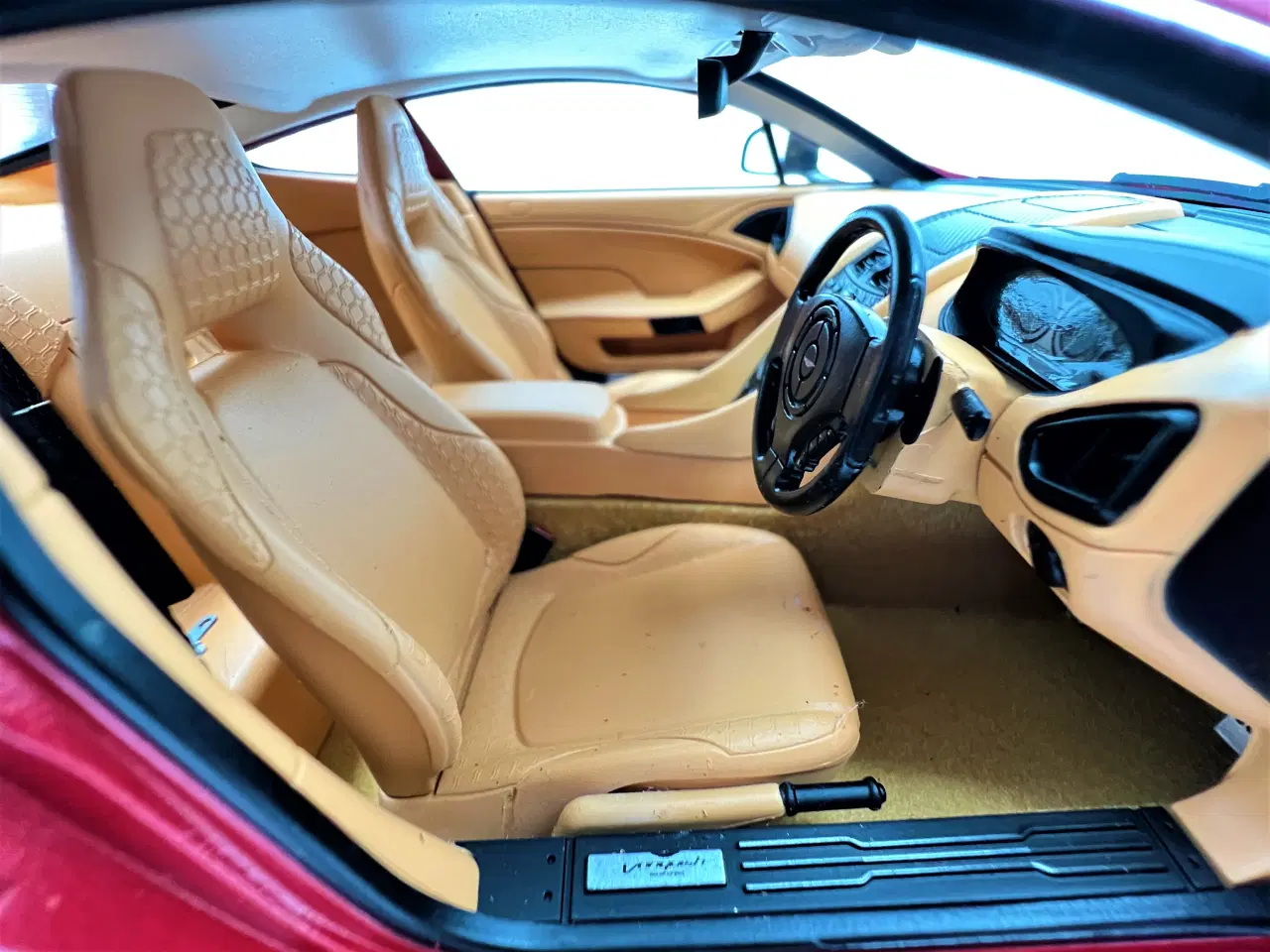 Billede 8 - AUTOart 2015 Aston Martin Vanquish 6.0 V12 1:18