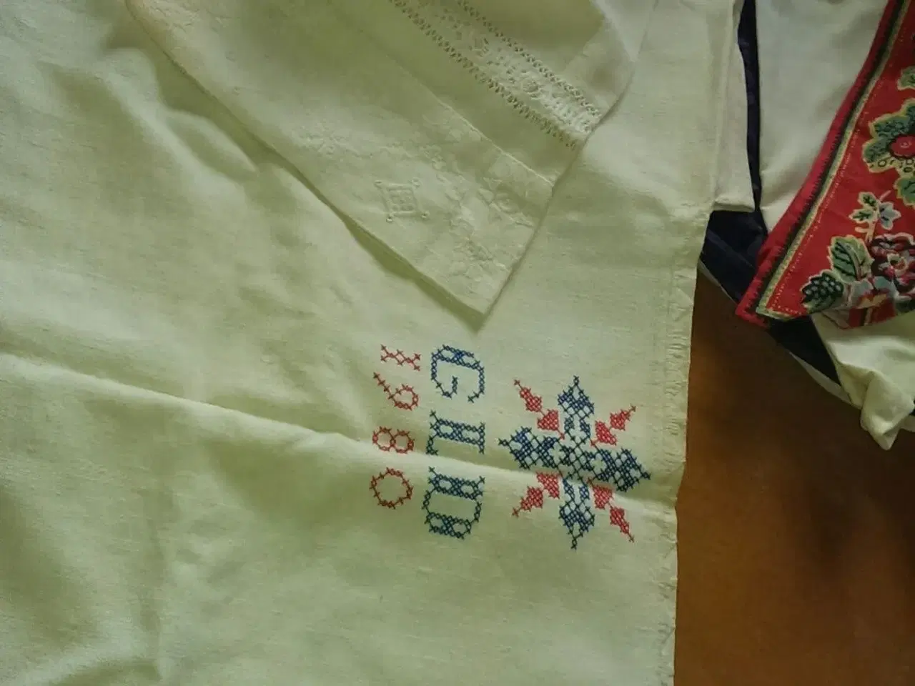 Billede 5 - Lyø ung pige dragt