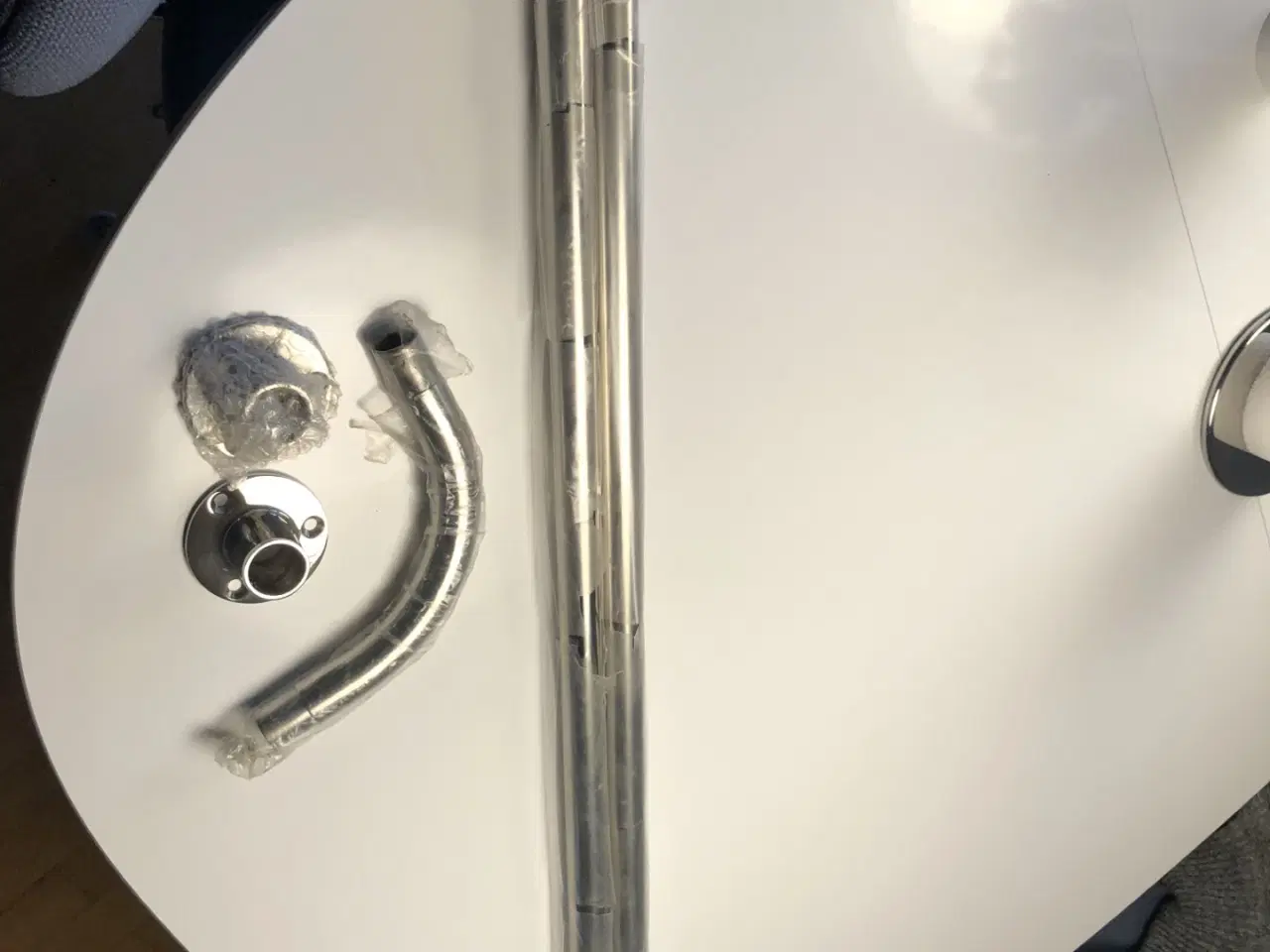 Billede 2 - Vinkelstang rustfri stål til bruseforhæng