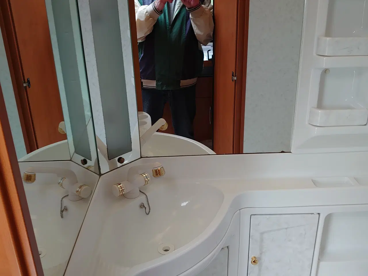 Billede 16 - Super velholdt Hobby Exellent 470