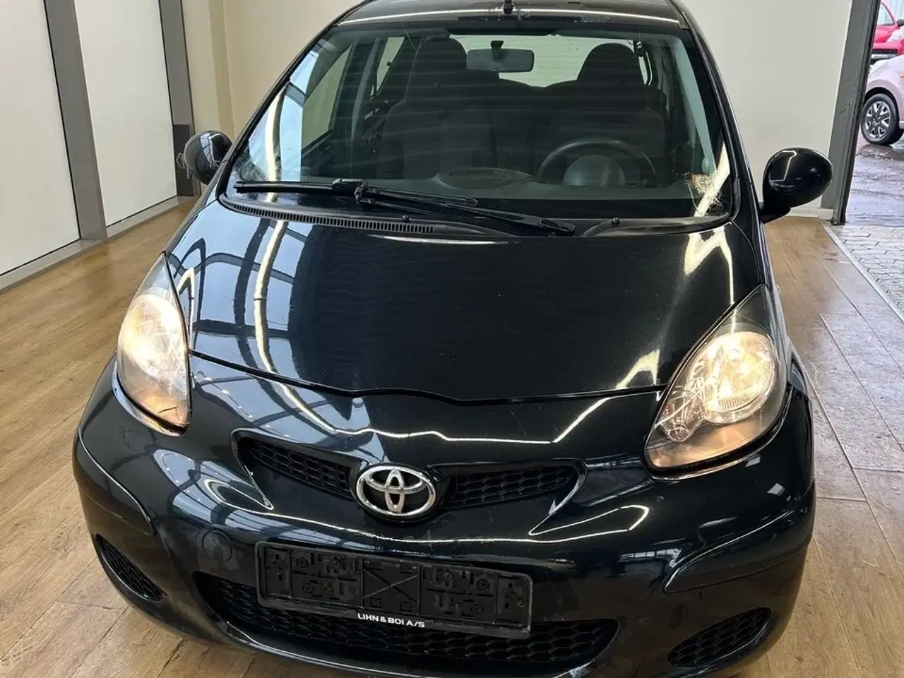 Billede 3 - Toyota Aygo 1,0 VSC 68HK 3d