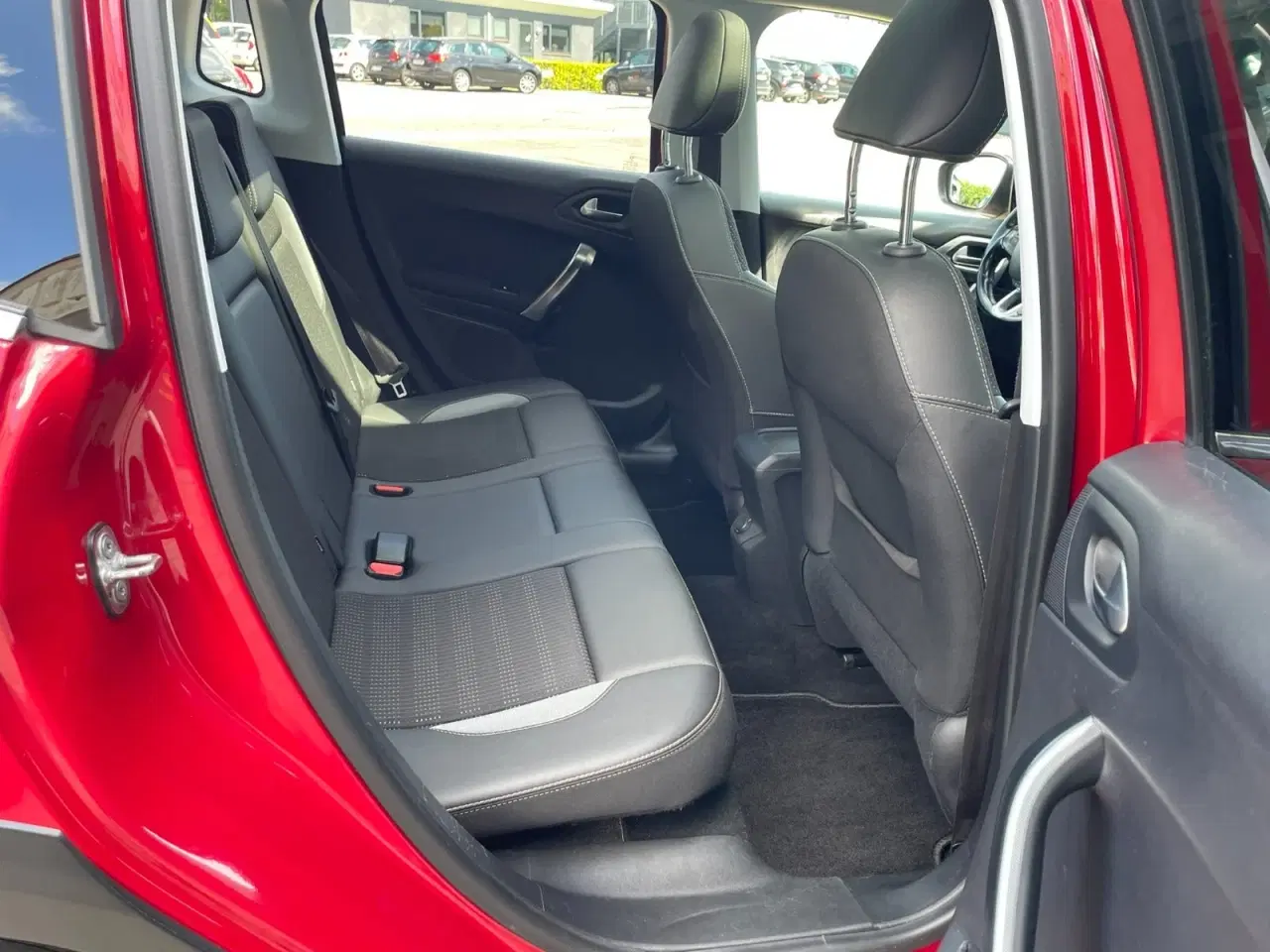 Billede 12 - Peugeot 2008 1,2 e-THP 110 Allure Sky