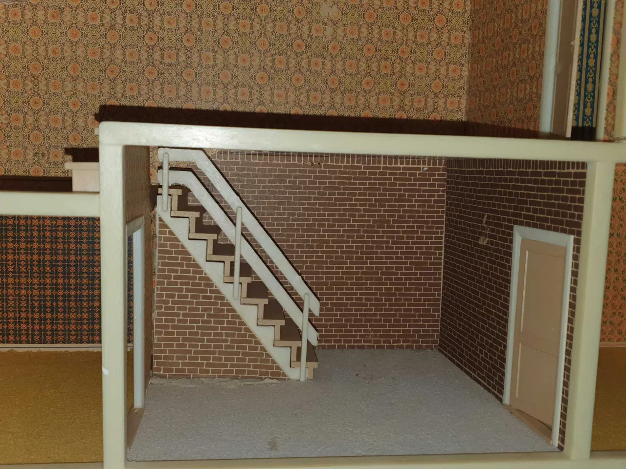 Billede 13 - Lisa dukkehus  Fra 1975 / lundby dukkehus