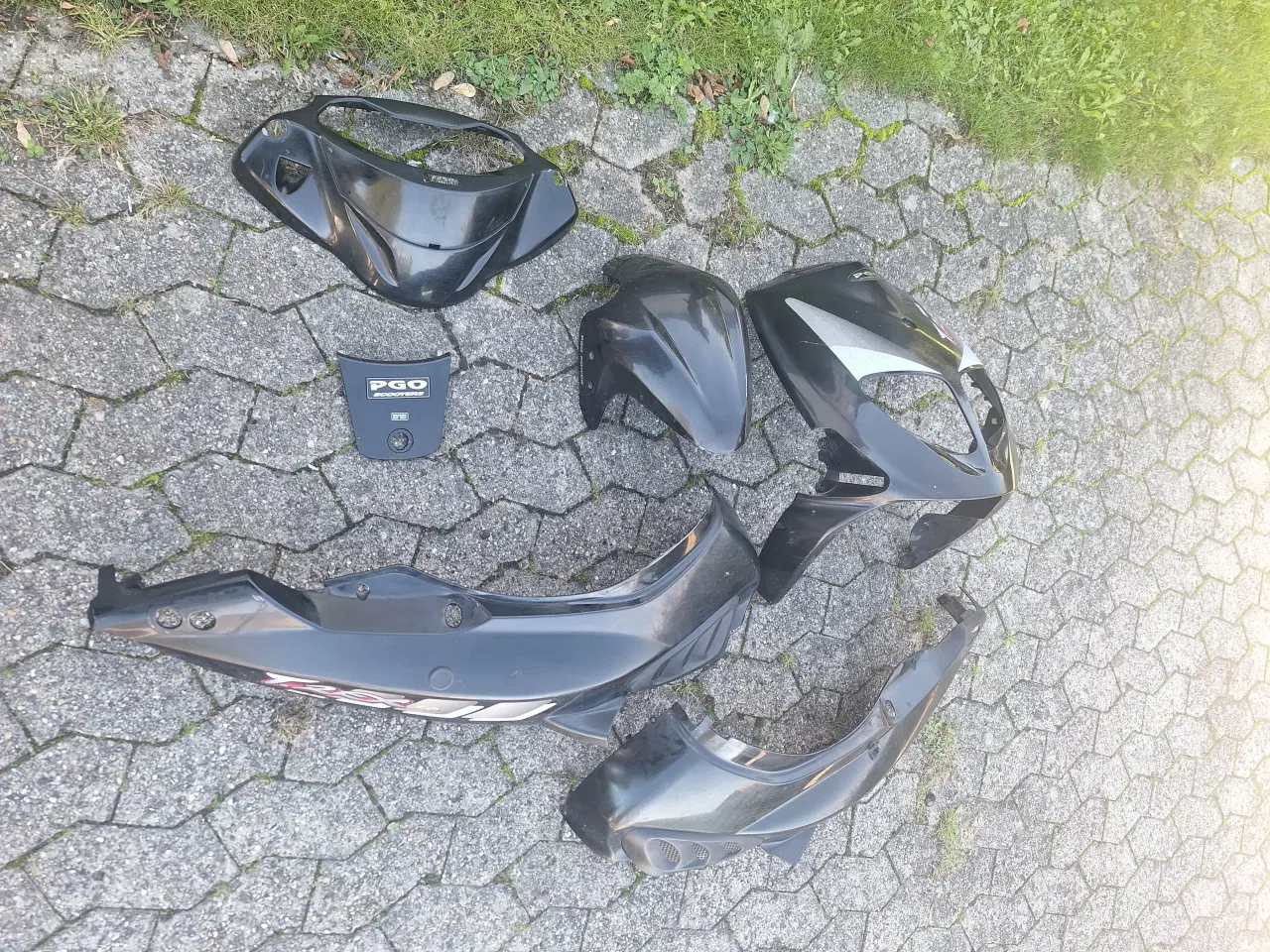 Billede 2 - Originalt skjoldsæt til pgo dr.big,T-tex,tr3