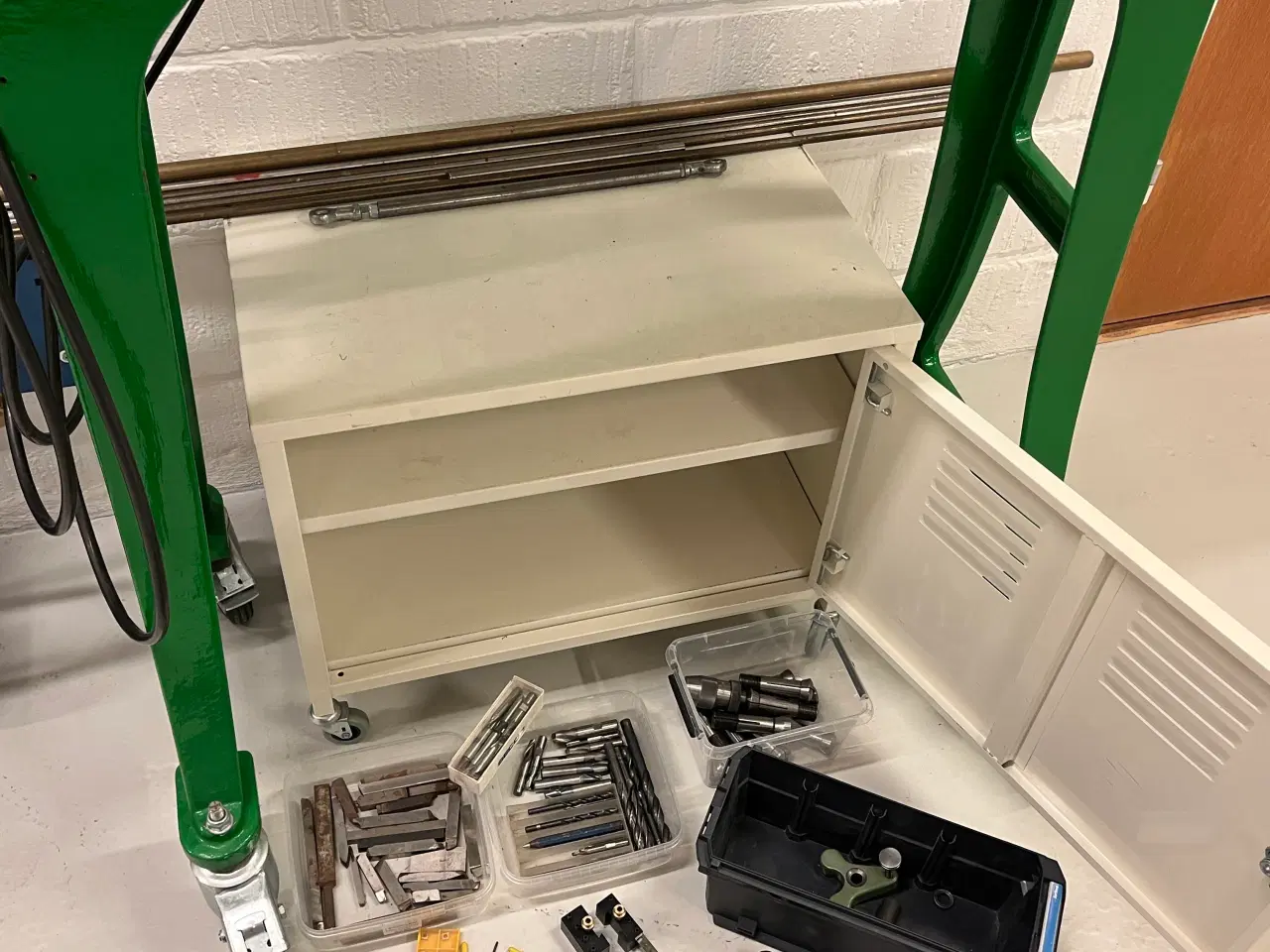 Billede 5 - Drejebænk med udstyr