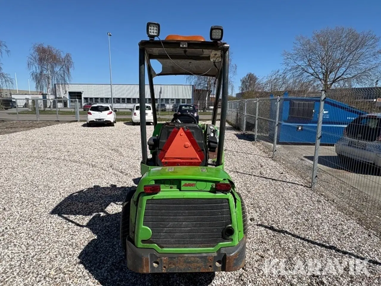 Billede 4 - Minilæsser Avant 365 staldkat med skovl og gafler