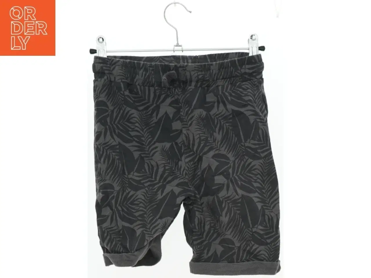 Billede 1 - Shorts fra Friends (str. 122 cm)