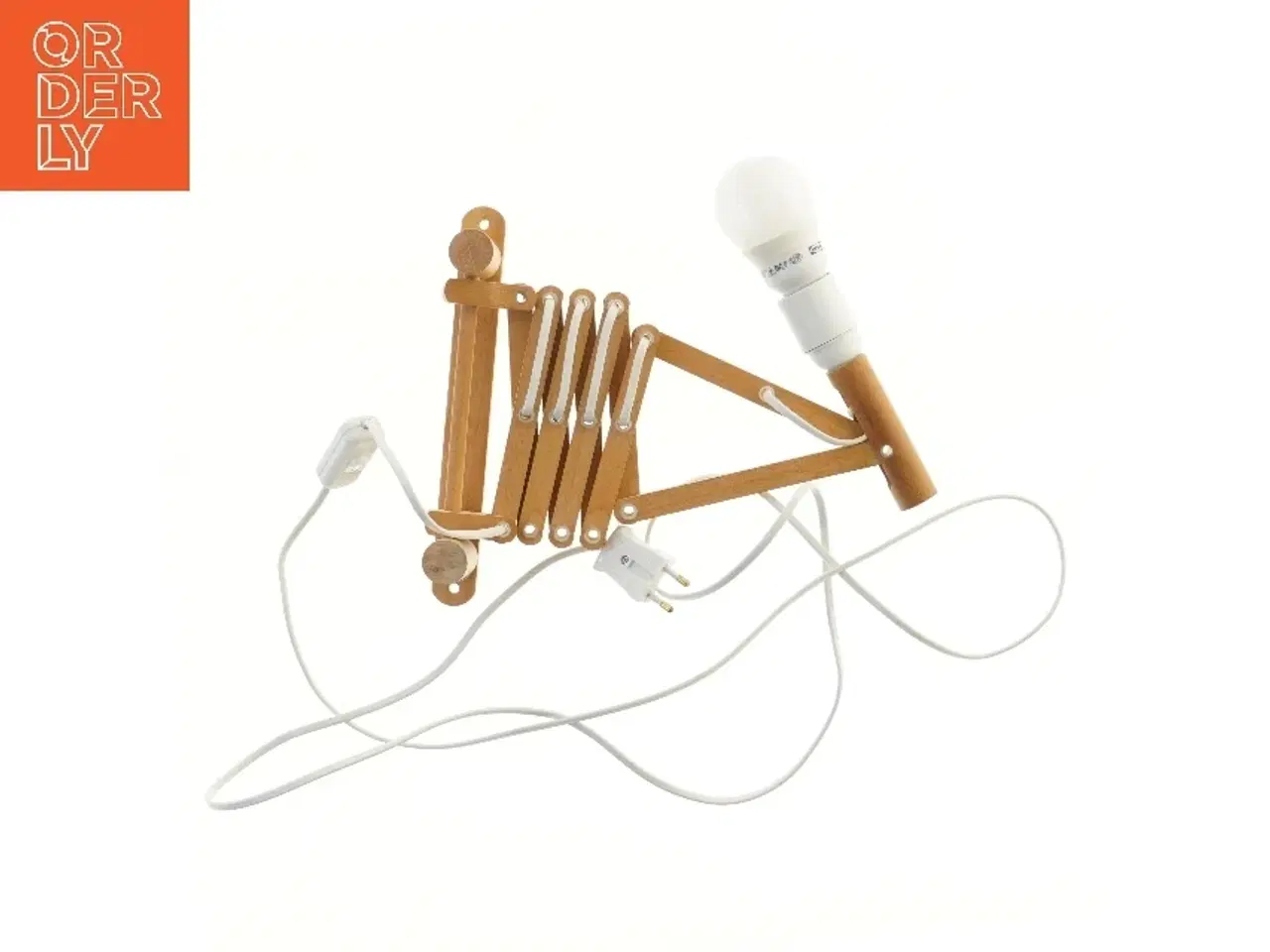 Billede 1 - Væglampe med saksarm fra IKEA (str. 24,5 cm)