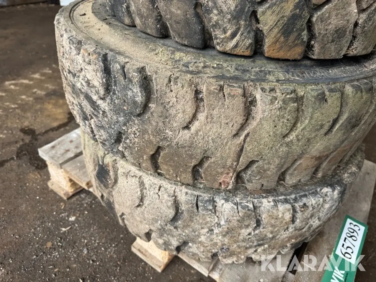 Billede 8 - Truck dæk 4 styks dæk