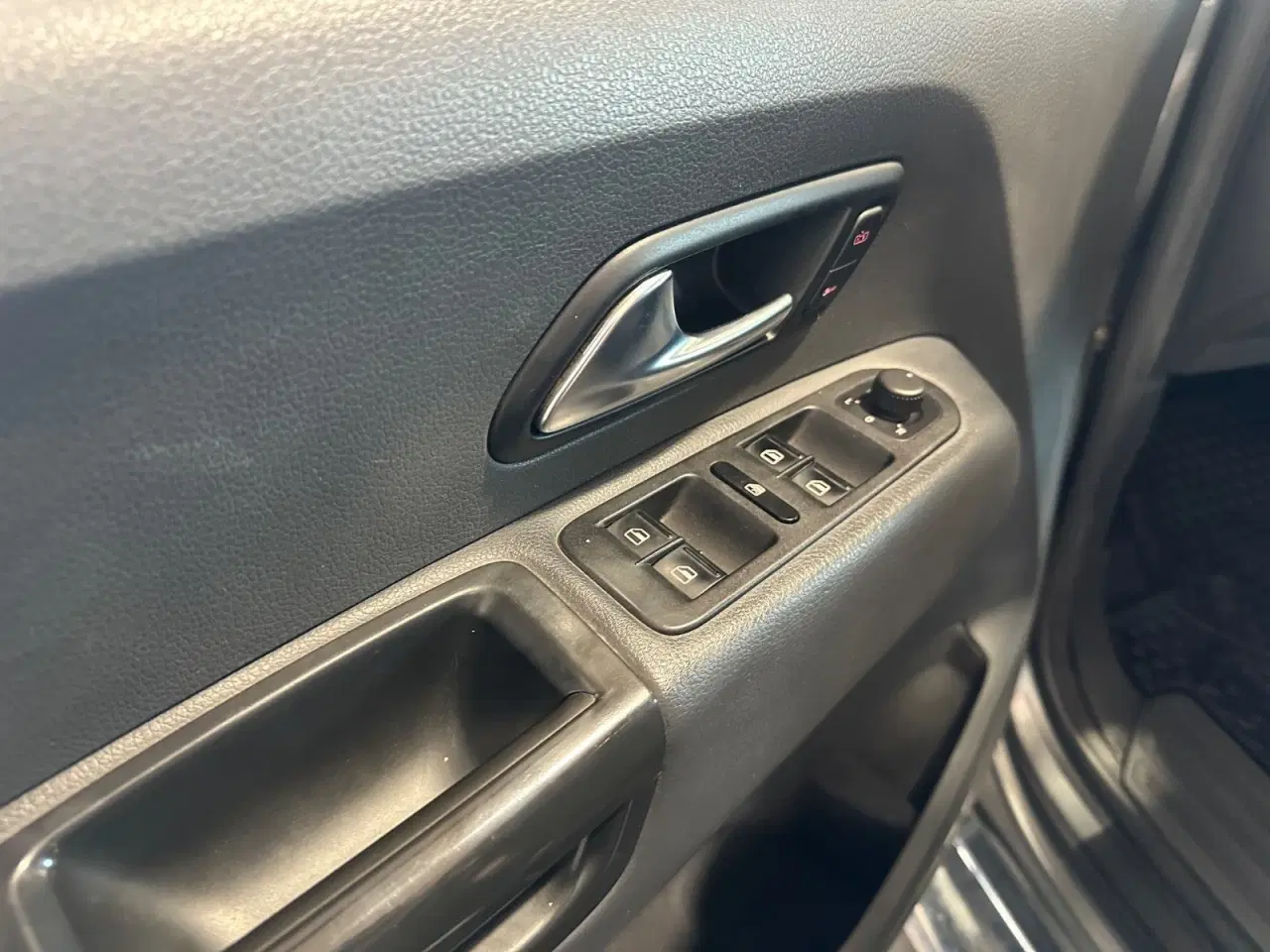 Billede 6 - VW Amarok 2,0 TDi 180 Trendline aut. 4Motion