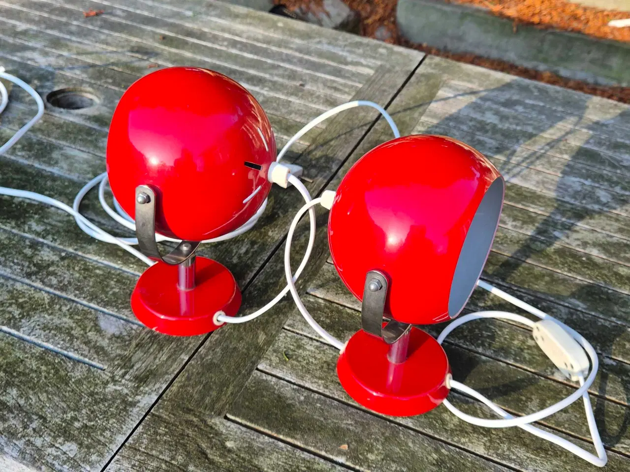 Billede 2 - Herlige røde væglamper med beslag