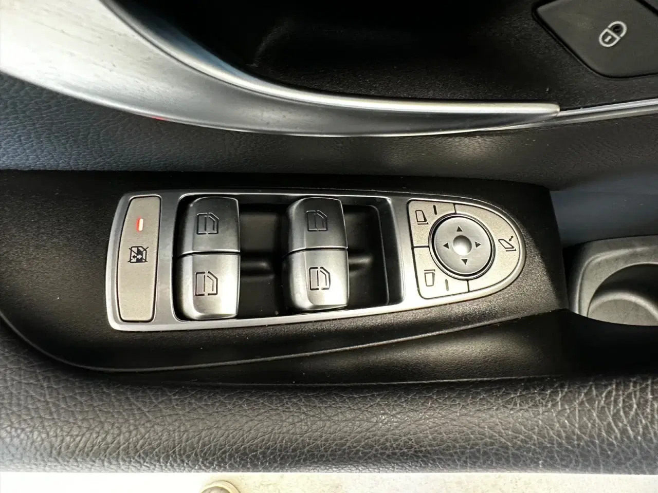 Billede 11 - Mercedes E300 de 2,0 Advantage stc. aut.