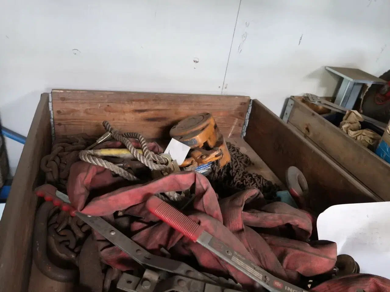 Billede 3 - Palle med skraldetaljer, kædetaljer m.m.