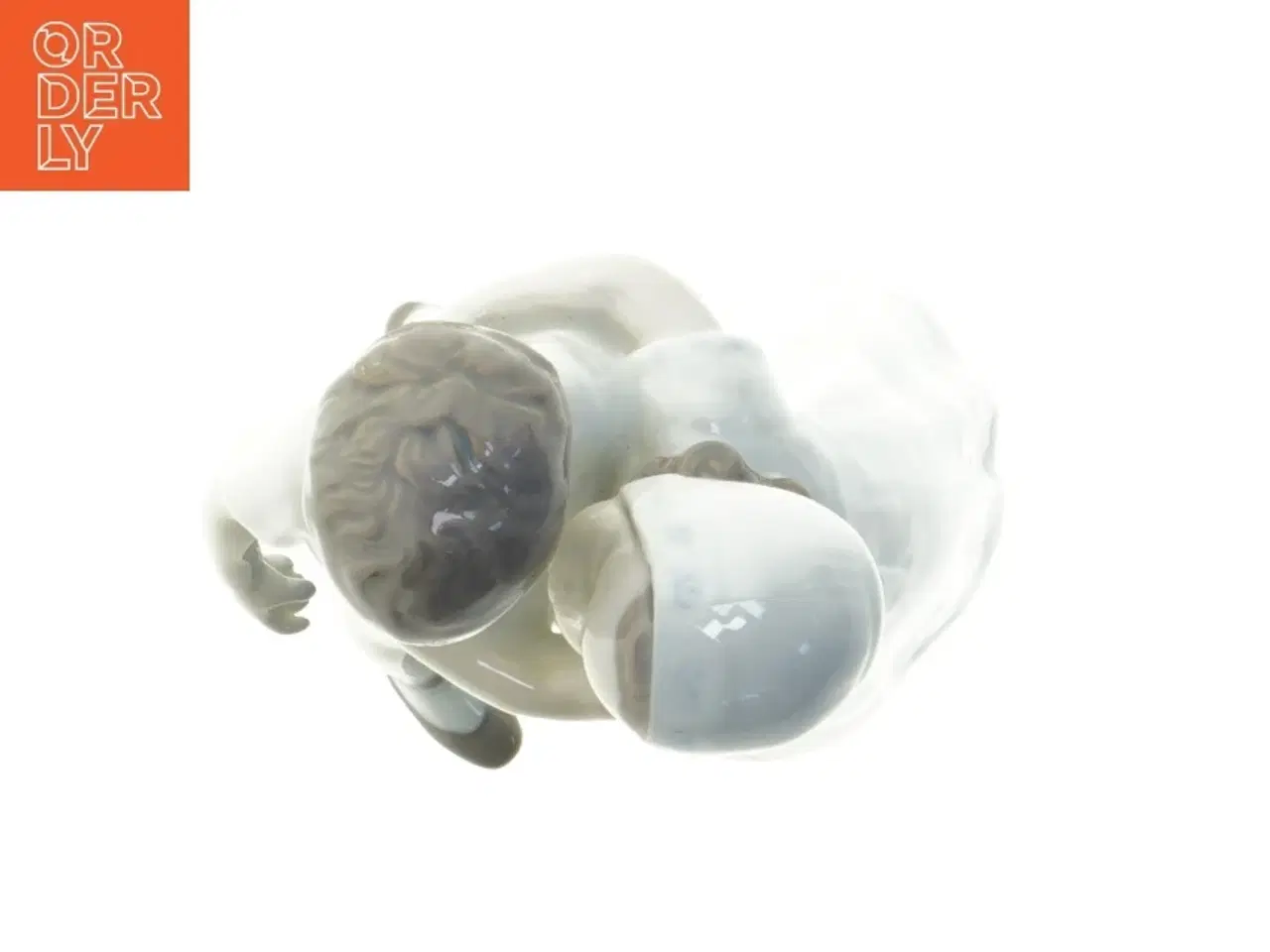 Billede 3 - Porcelænsfigur af et kyssende par fra B&G (str. 18 cm)