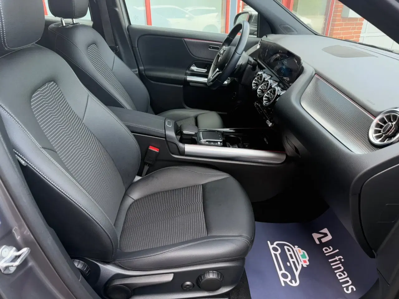 Billede 15 - Mercedes EQA250  