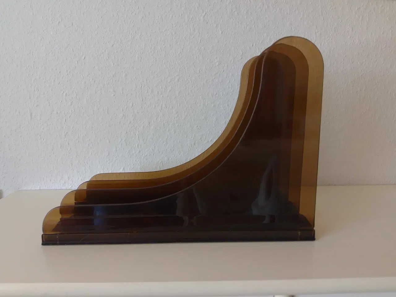 Billede 3 - LP holder i røgfarvet akryl