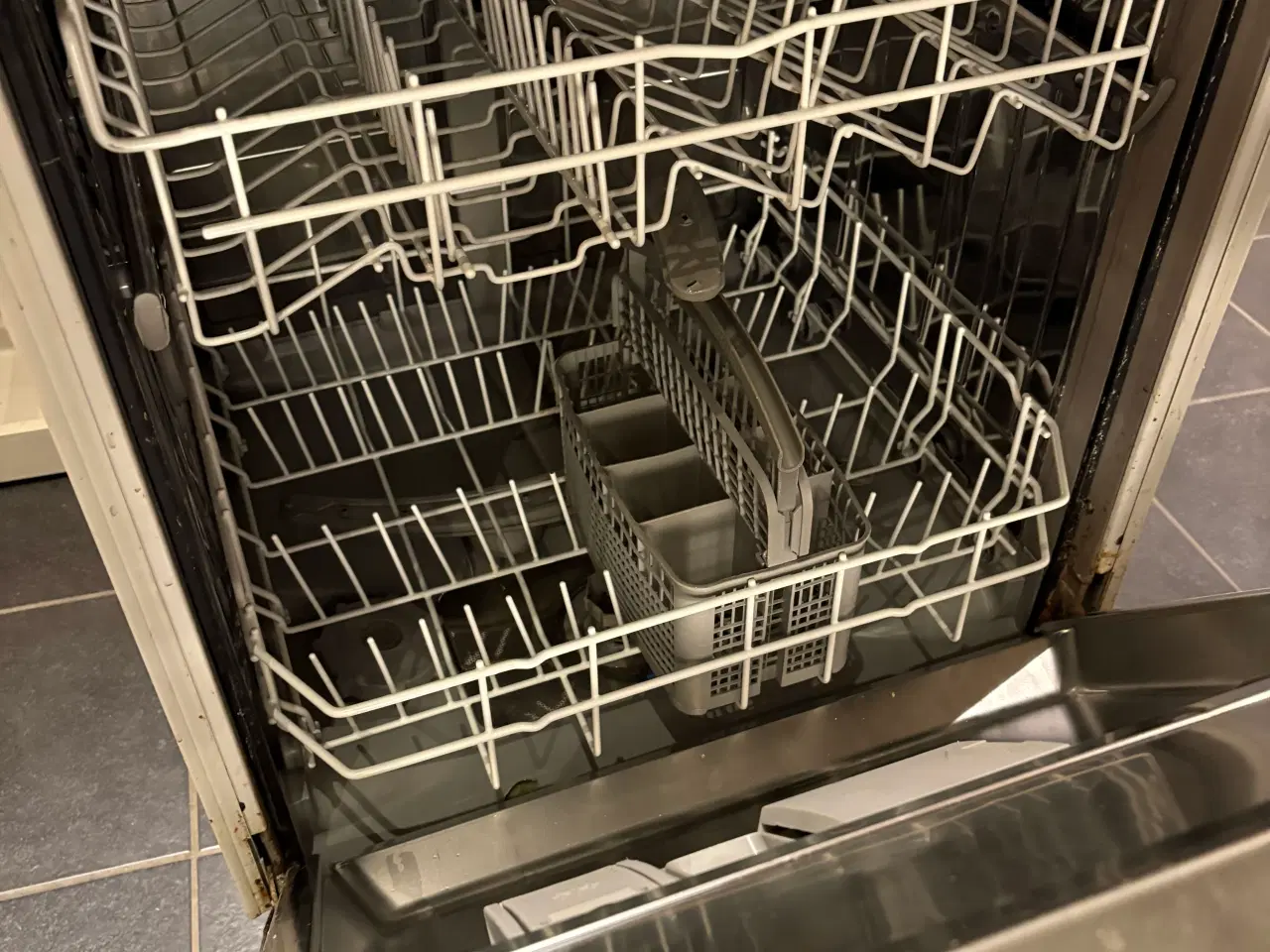 Billede 2 - Siemens underbygget opvaskemaskine i rustfri stål