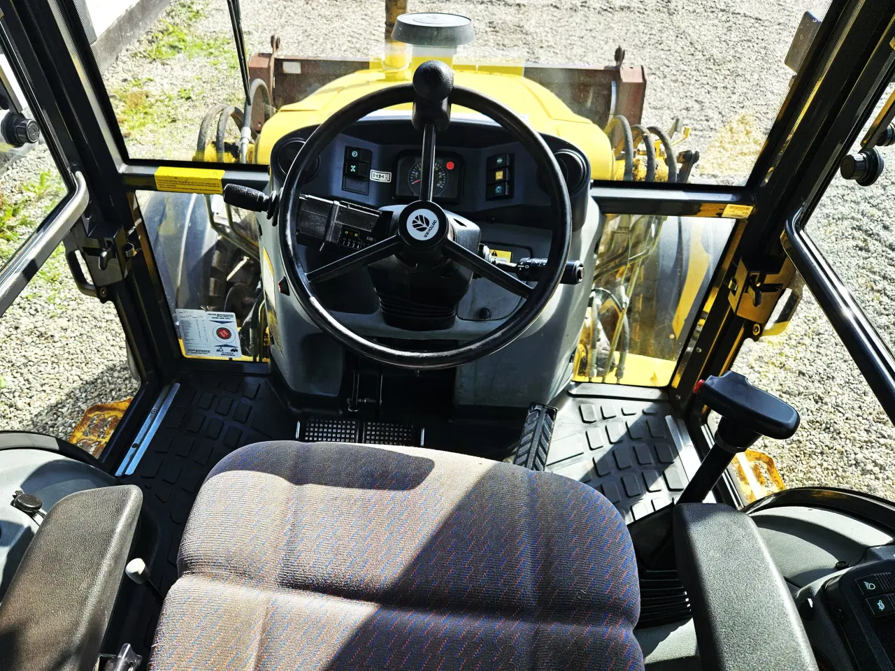 Billede 16 - New Holland LB110B / pæn og veludstyret