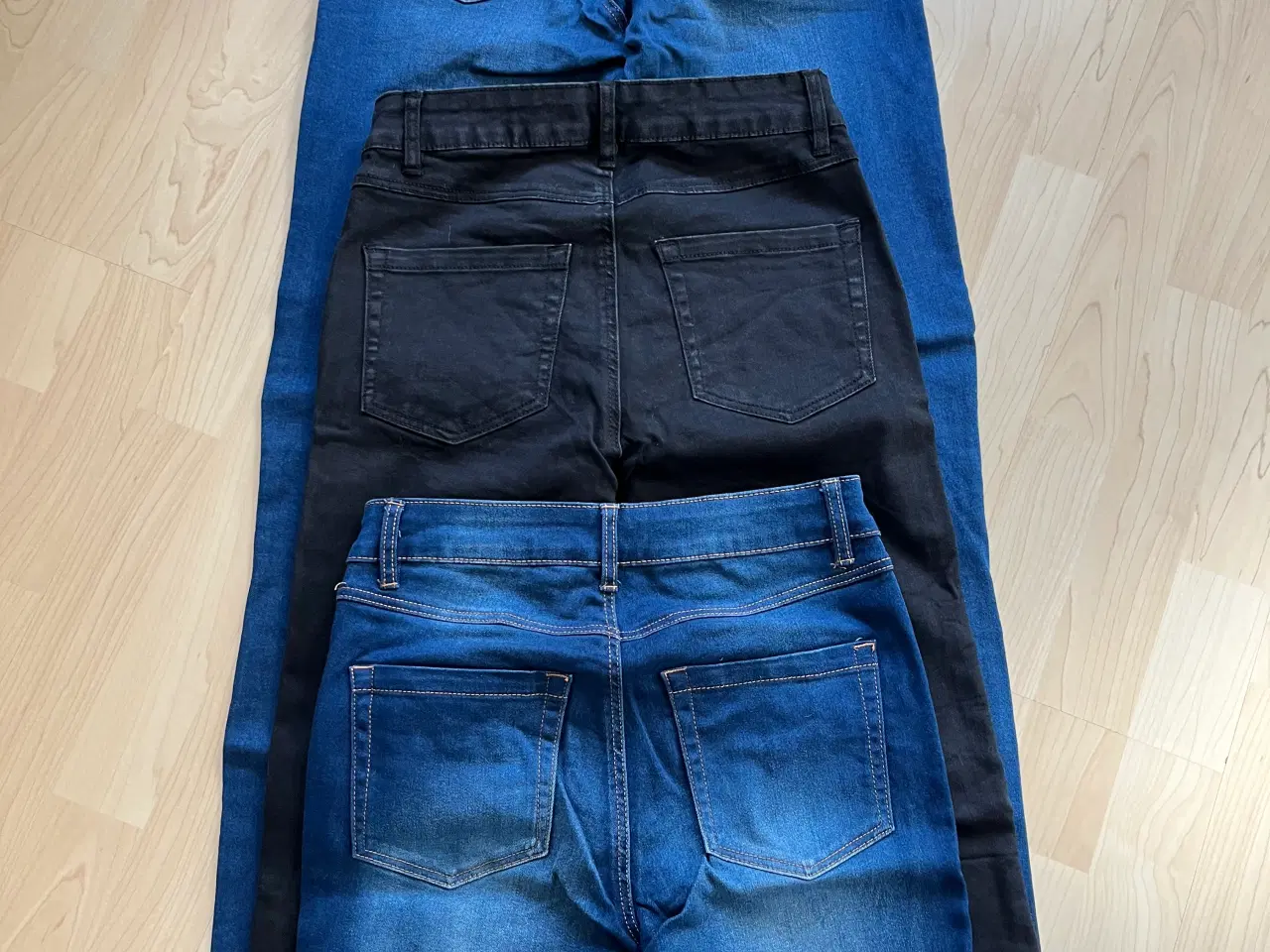 Billede 2 - Jeans - 3 par samlet