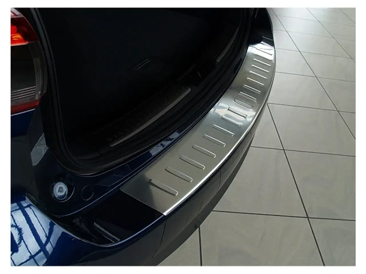 Billede 1 - Læssekantbeskytter Mazda 6 Stationcar GJ 2012- Stål