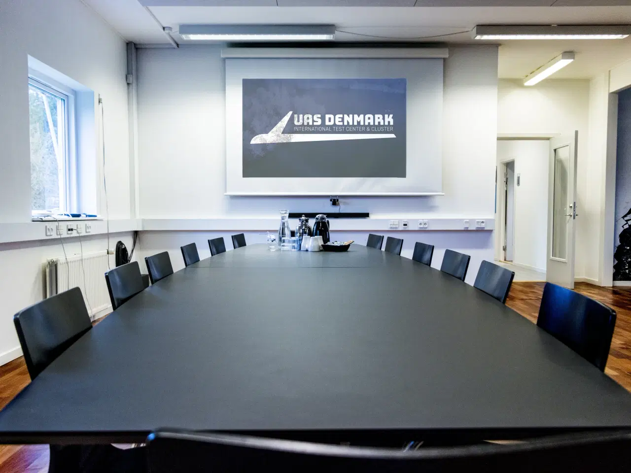 Billede 10 - Offices for drone business in the drone test center