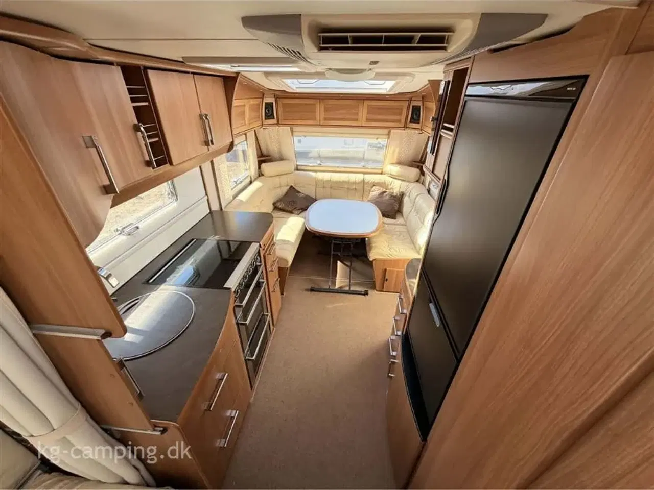 Billede 9 - 2011 - Kabe Royal 520 XL   Dobbeltseng - Sunshine plus - mover - Kompressor køleskab og meget meget mere.