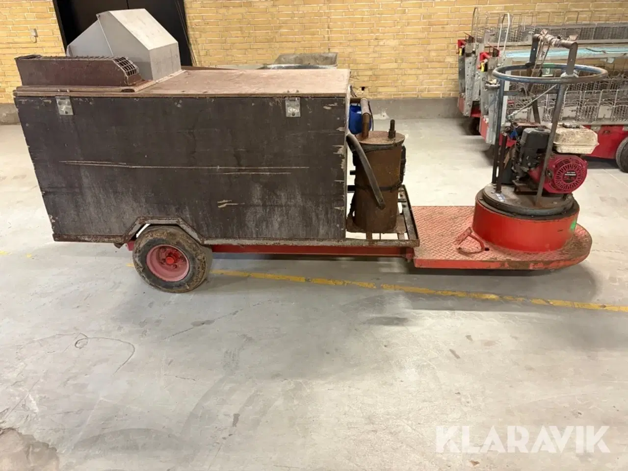 Billede 4 - Fodertruck A. Flensborg med dyrekasse