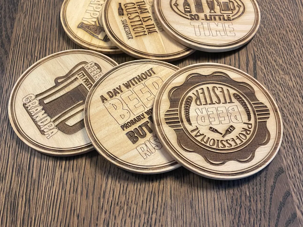Billede 3 - Øl, vin og kaffe holder i træ, med coasters.