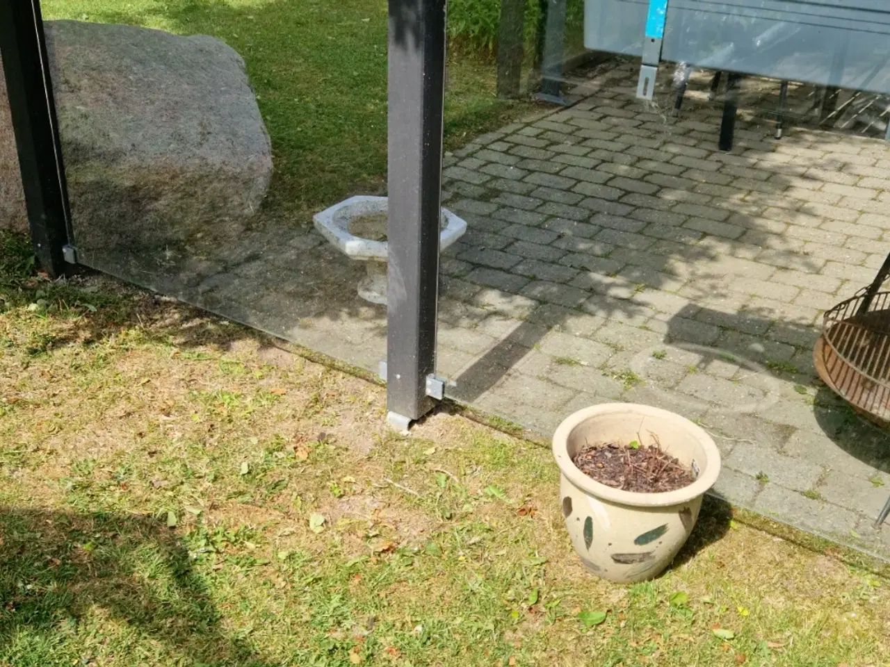 Billede 2 - Sikkerhedsglas til evt. terrasse afskærmning 