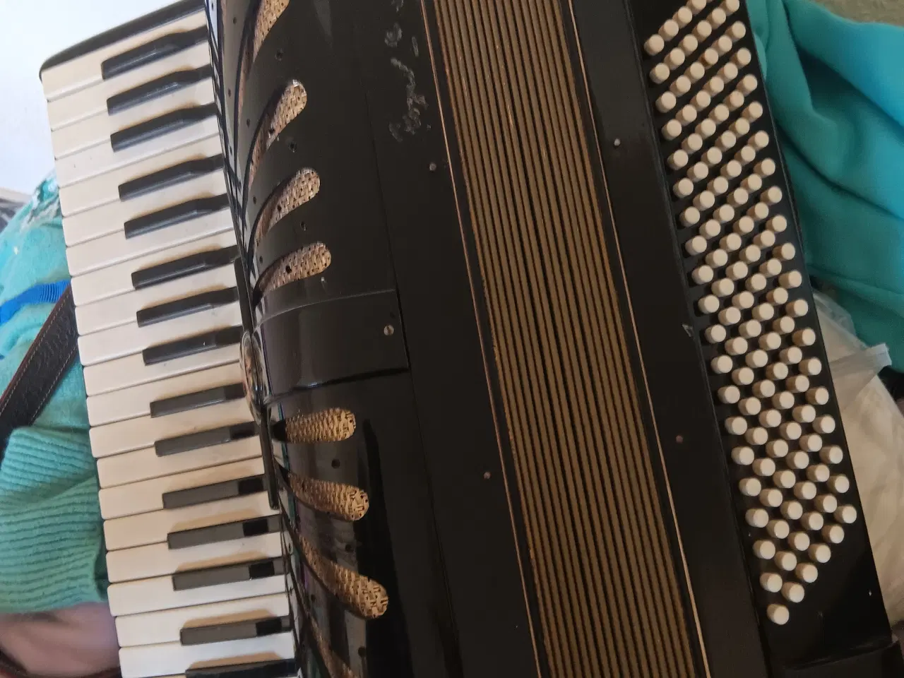 Billede 1 - harmonika sælges biligt