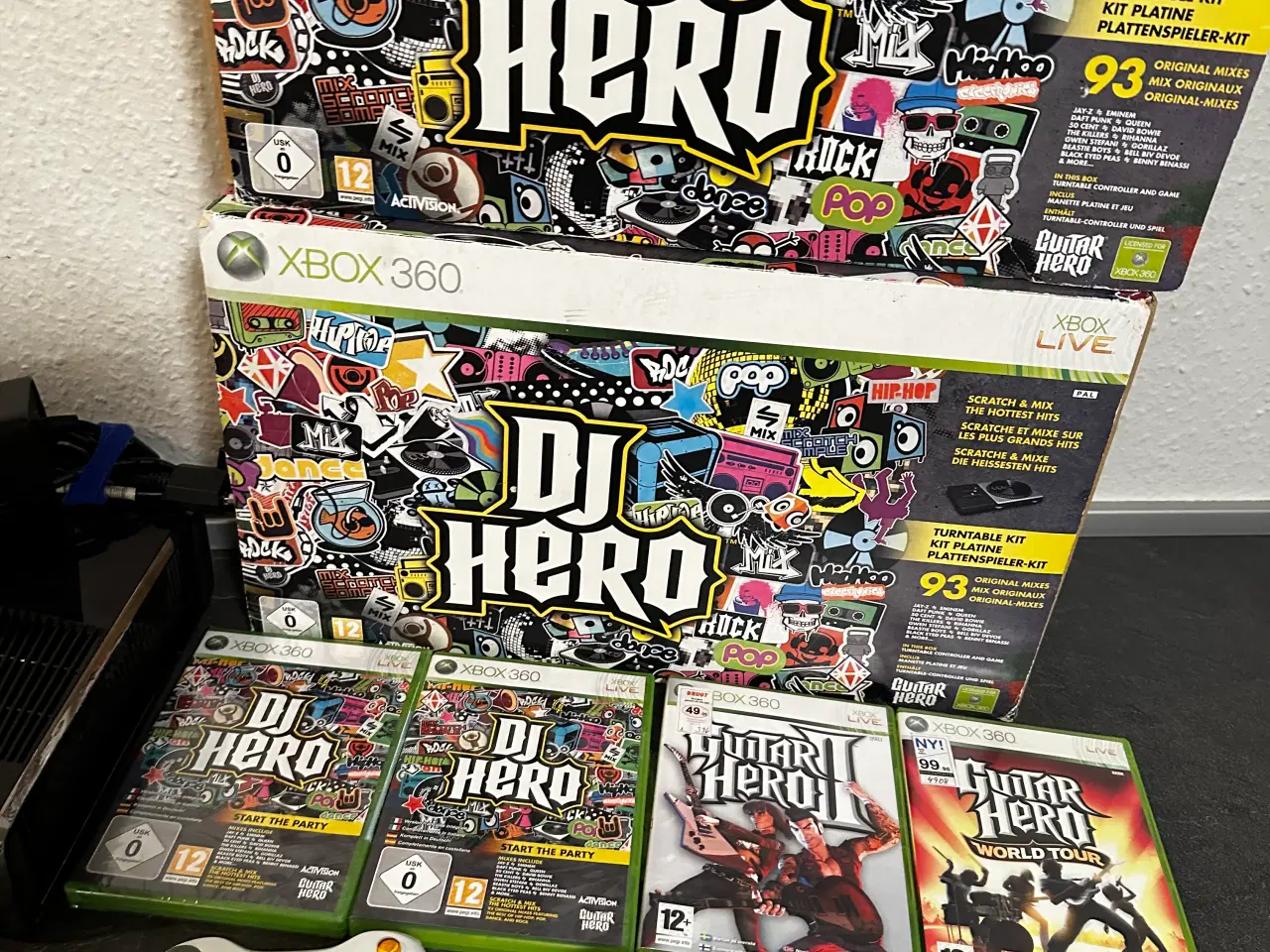 Billede 2 - Xbox 360 med Guitar Hero og Dj Hero