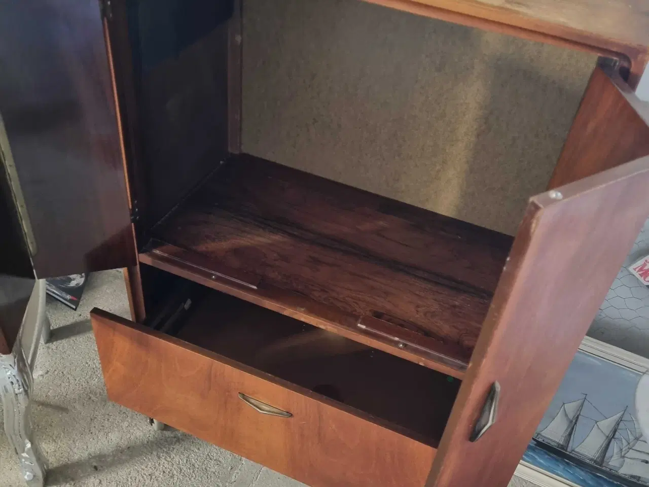 Billede 3 - Teaktræs skab med skuffe 