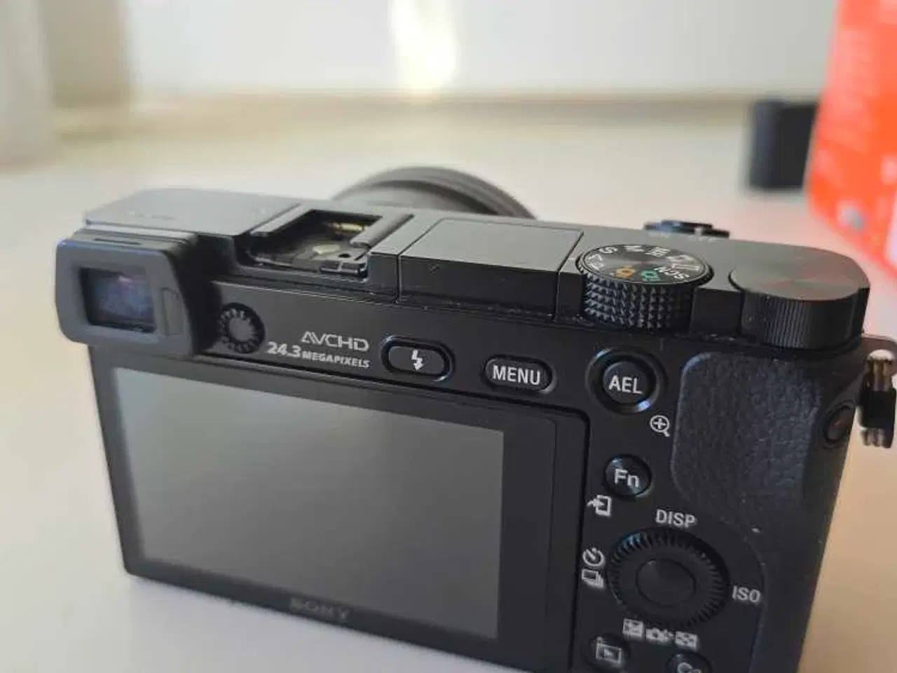 Billede 4 - Sony A6000 velholdt