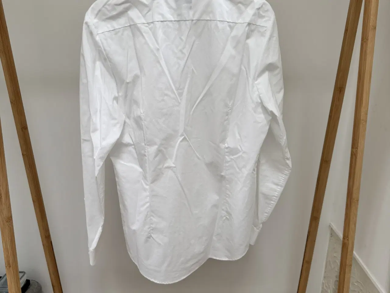 Billede 4 - Hvid herreskjorte str M