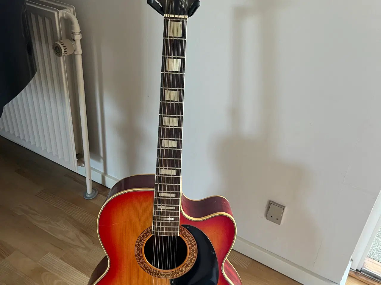 Billede 1 - guitar fra 70-erne