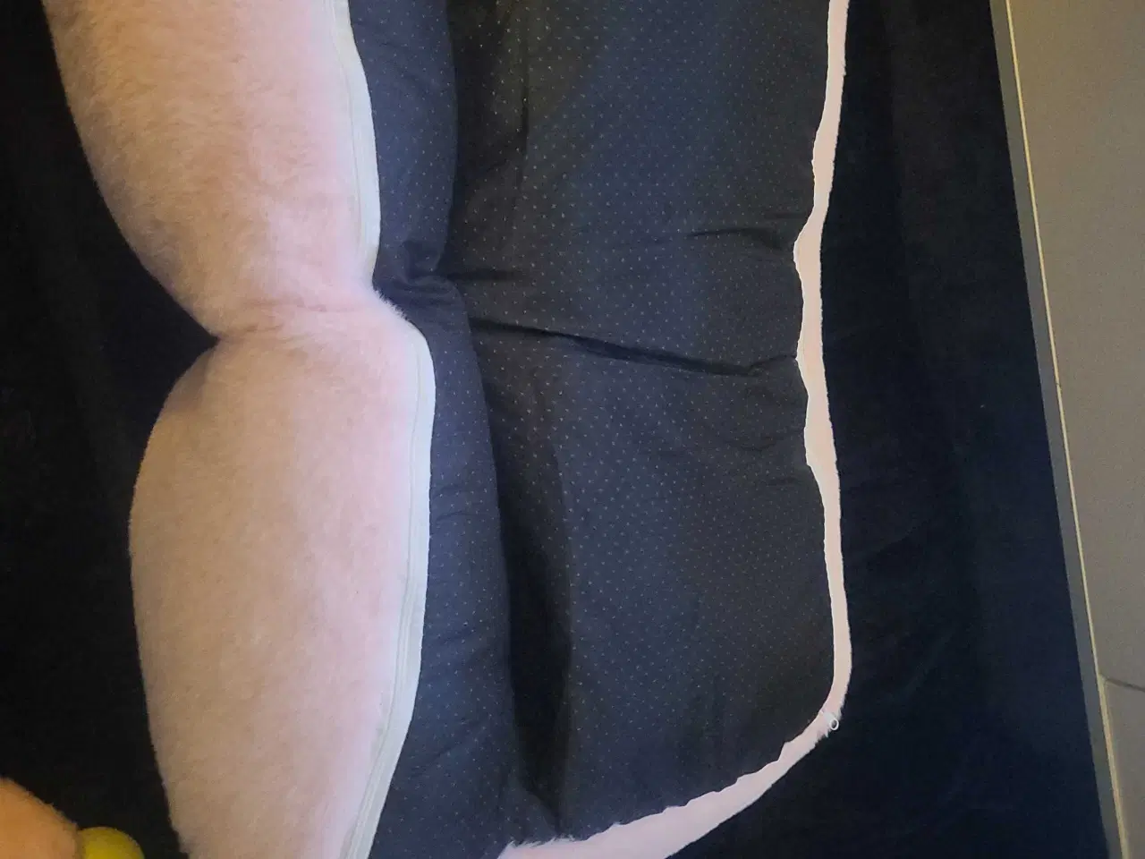 Billede 10 - Lyserød Kæledyrssofa/seng