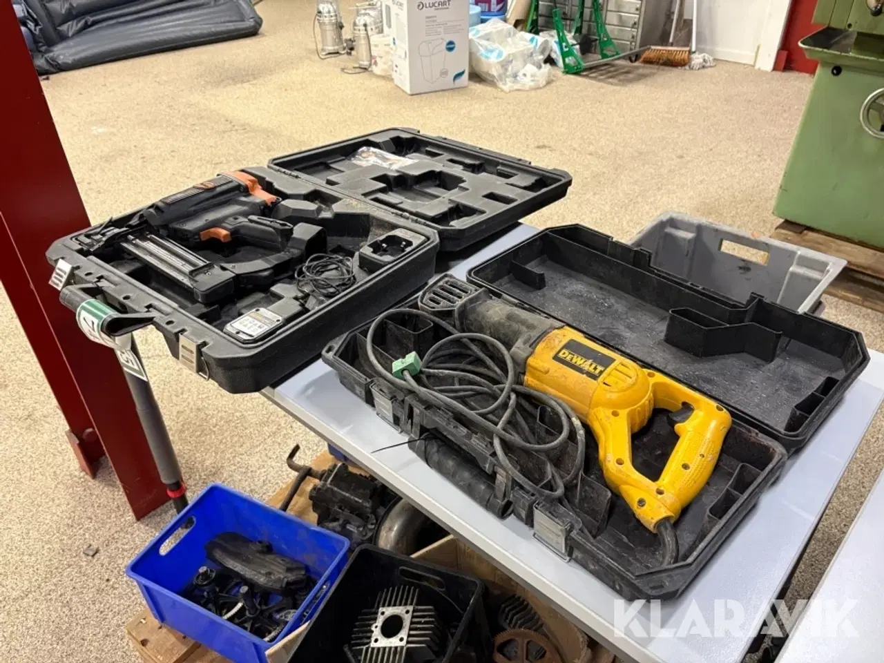 Billede 1 - Sømpistol og bajonetsav Tjep