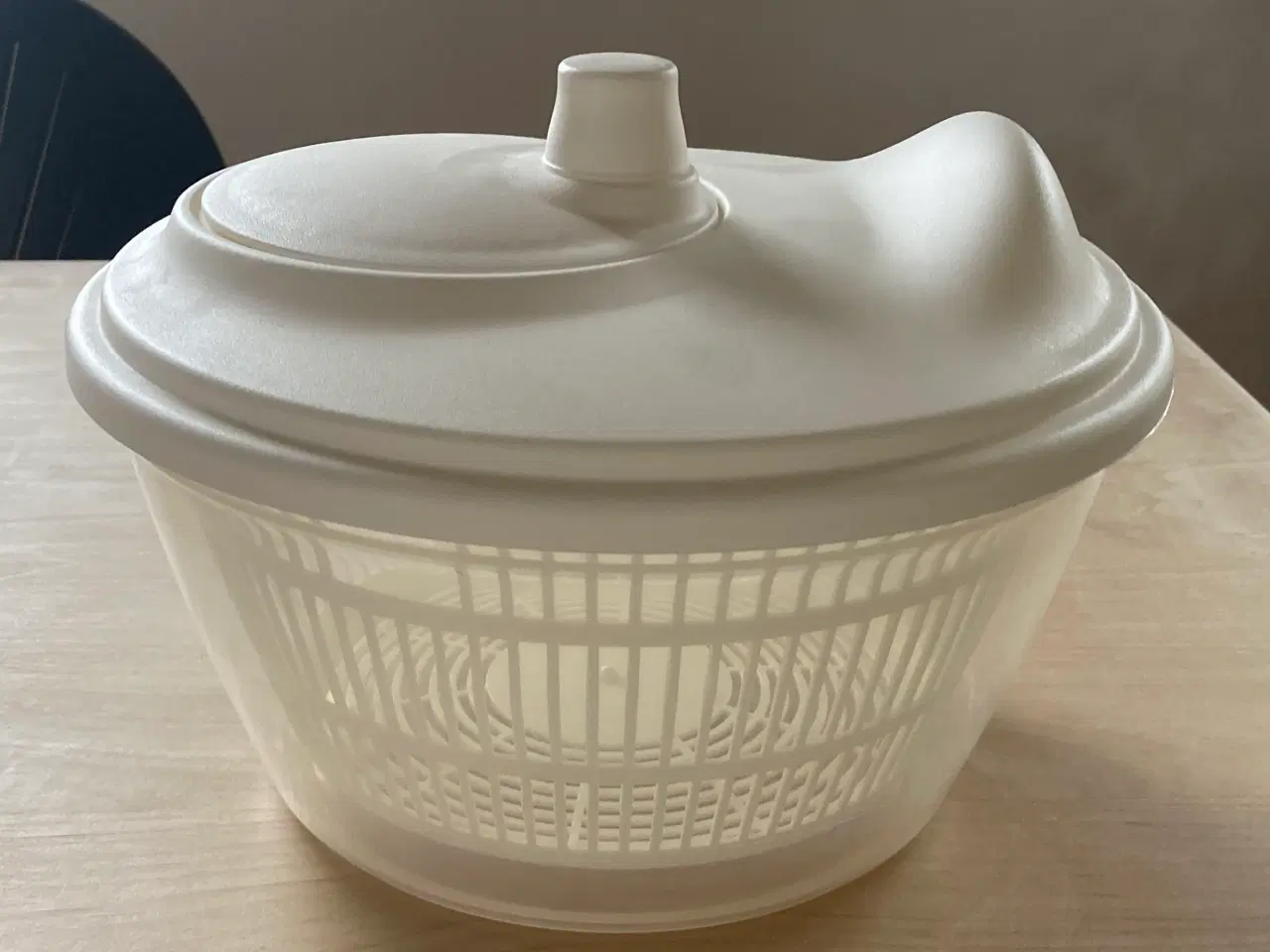 Billede 1 - IKEA salatslynge i hvid plast