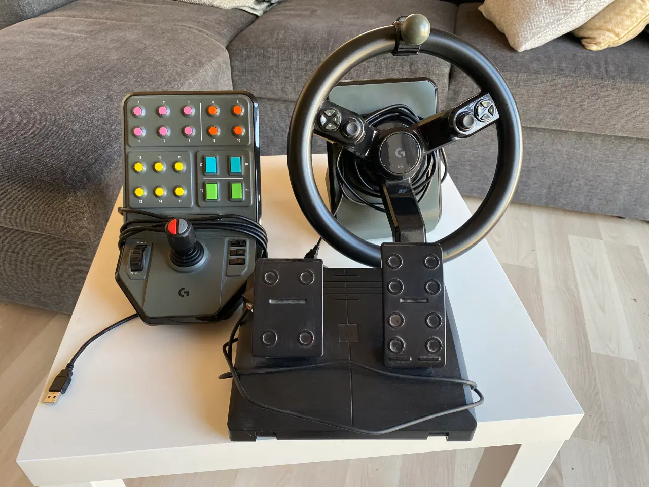 Billede 1 - Retter pedaler til farming simulator