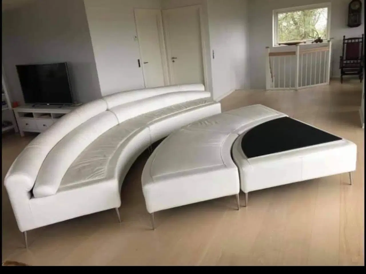 Billede 1 - Stor sofa