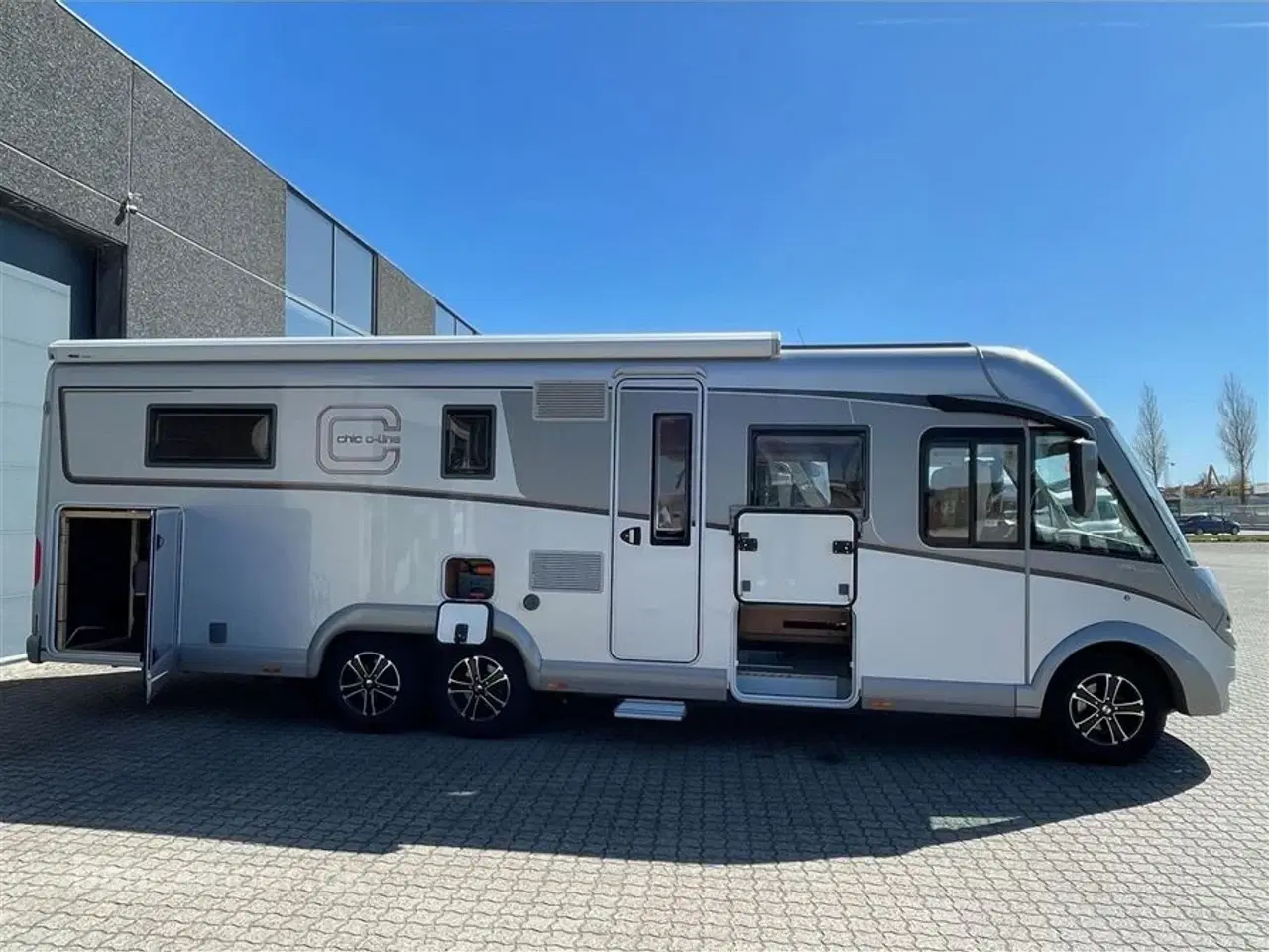 Billede 4 - 2019 - Carthago chic c line   Fiat Carthago Chic C-Line 5.0 – 180 hk | Totalvægt 5.000 kg  Eksklusiv og komfortabel autocamper i absolut topklasse! .