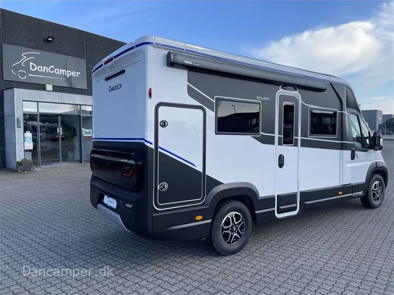 Billede 3 - 2024 - Chausson X650 Exclusive line   TILBUDSPRIS 1.019.900,- SPAR kr. 50.000,- Camper med stor Lounge og siddegruppe, 9-trins automatgear, sænkeseng, stor garage, specialfælge, Artic, Connect- og X-tilbehørspakke ,