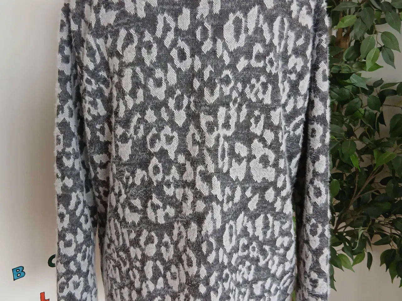 Billede 6 - Cardigan. Luxzuz. Medium/38
