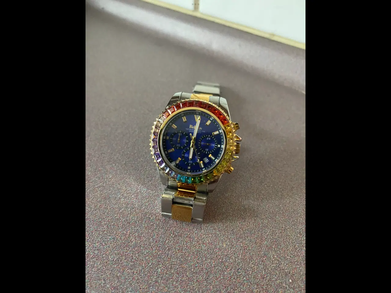 Billede 1 - Fint ur sælges skal ha nyt batteri ellers som nyt.