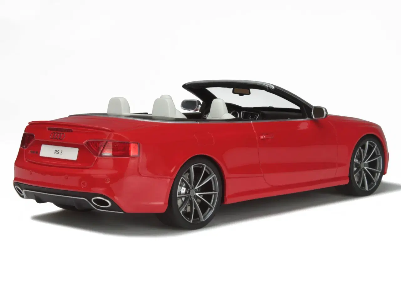 Billede 2 - 2012 Audi RS5 Cabrio 1:18 Limited Edition 120/300